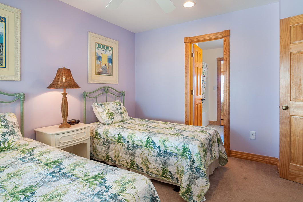 JR15: Heaven By The Sea | Mid Level Bedroom 3