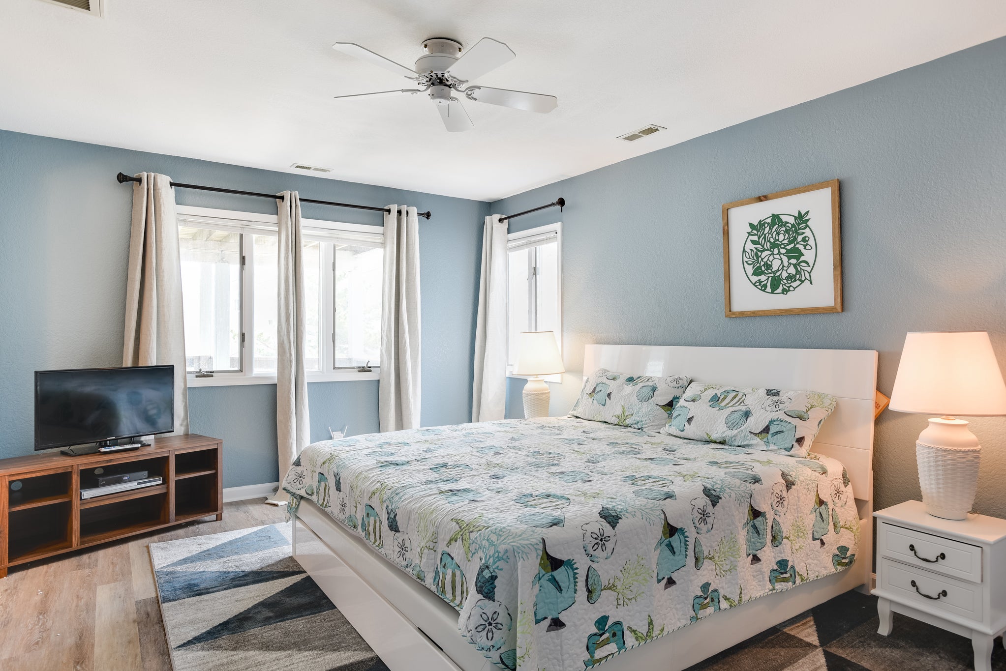 CL676: Let Me Count The Waves | Mid Level Bedroom 4
