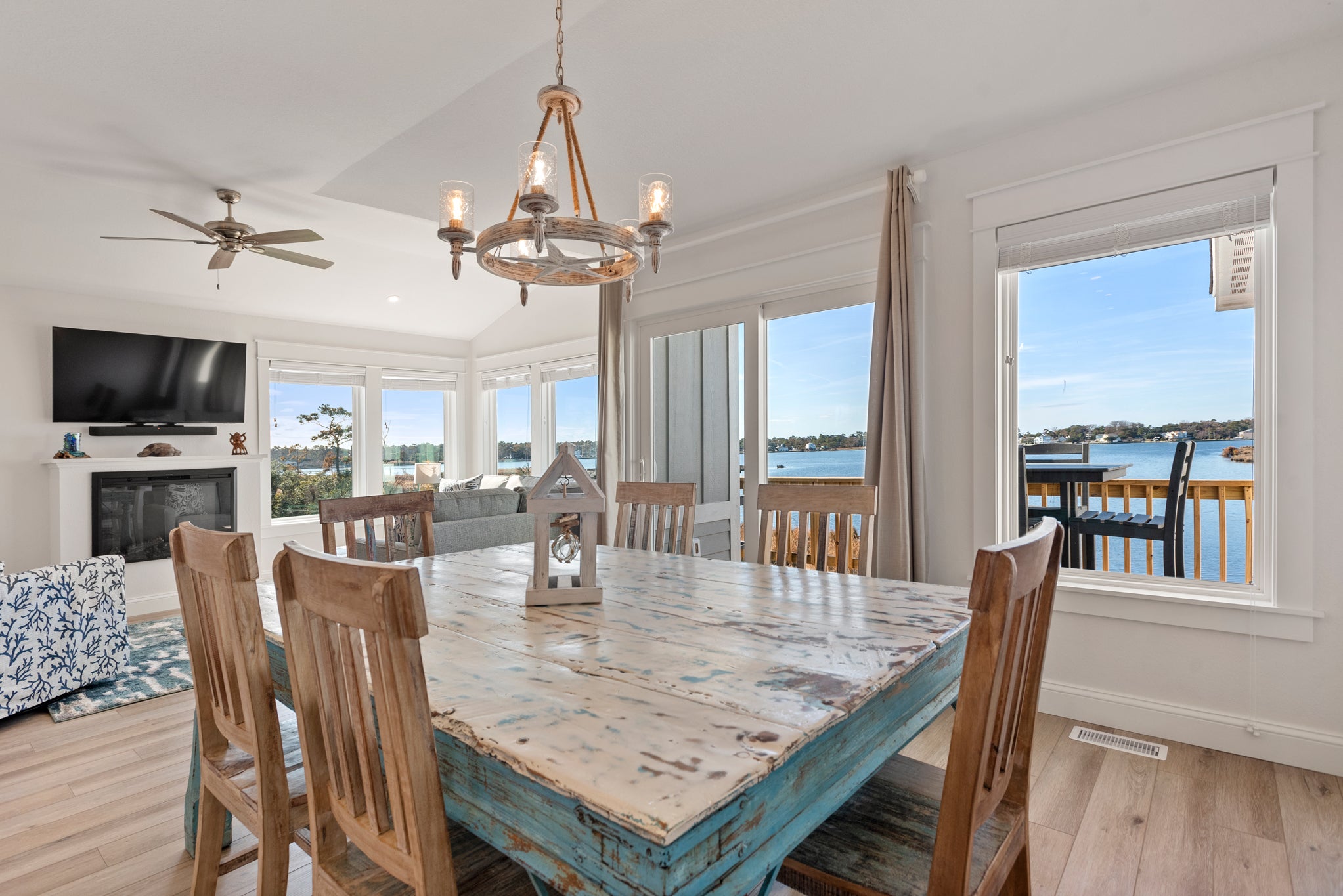CLP301A: Sunset On The Sound | Top Level Dining Area