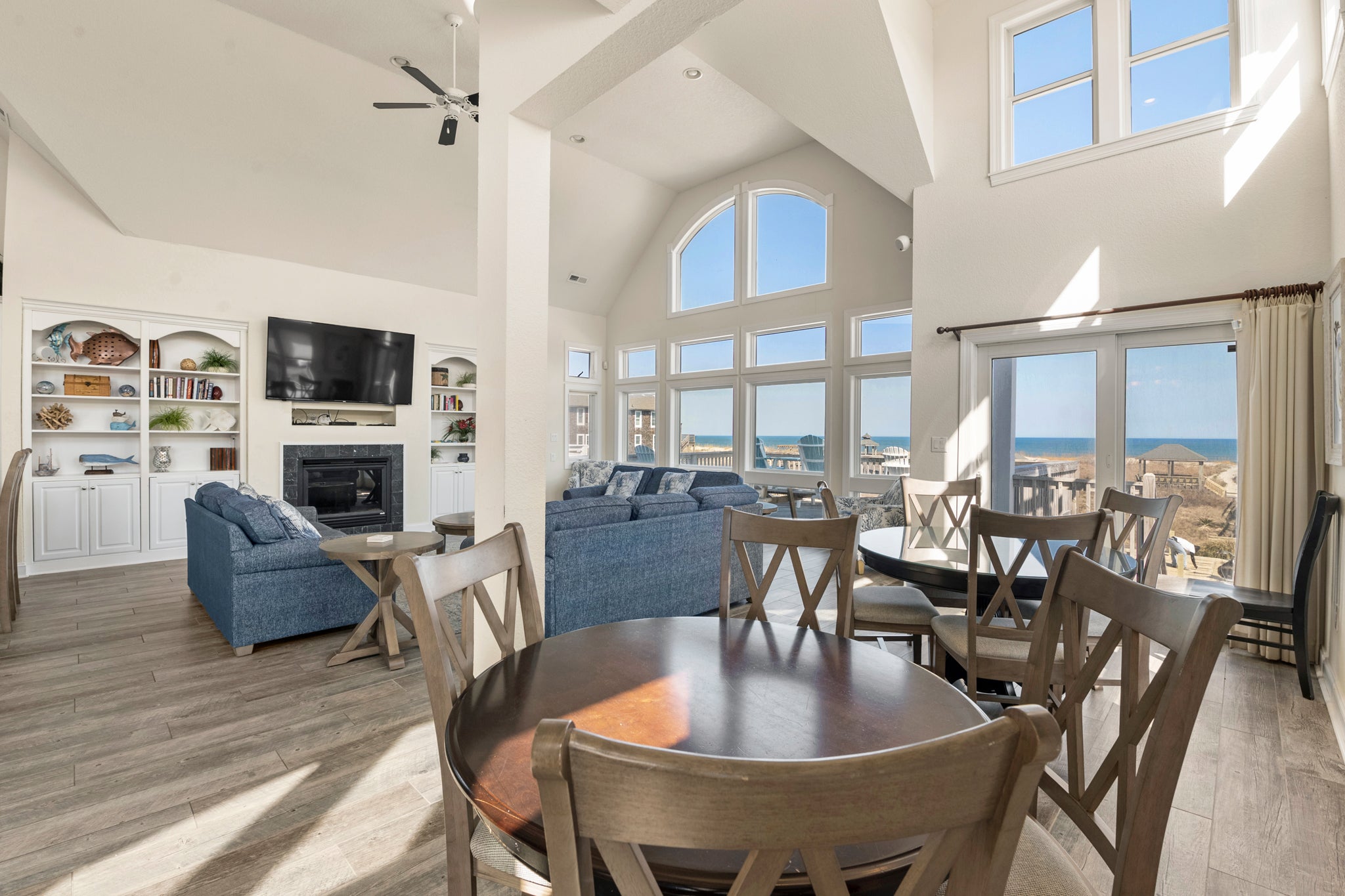 KD23: Park Place | Top Level Living and Dining Area