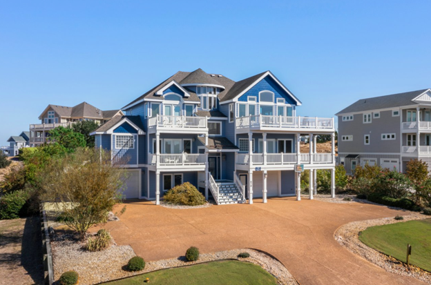 Beautiful blue mansion in the outer banks